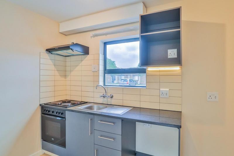 To Let 1 Bedroom Property for Rent in Diep River Western Cape